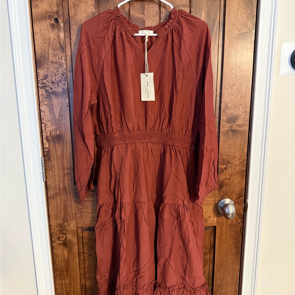 Tea n Rose Long Sleeve Rust Midi Dress